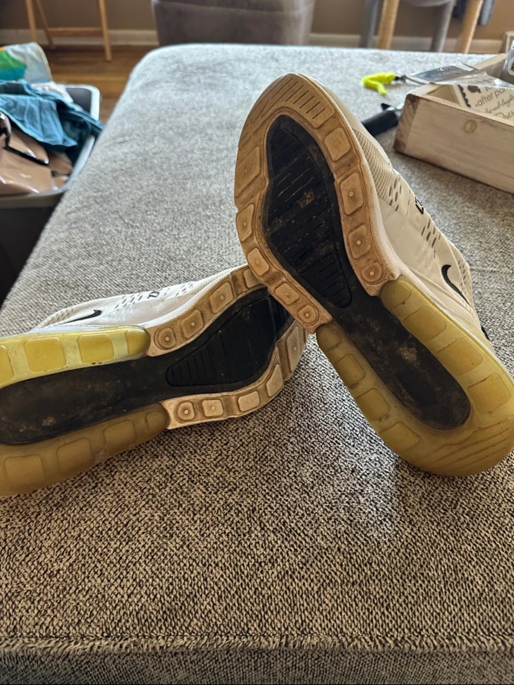 Nike Men’s White and Black Air Max 270 Slip-On Sneakers - Picture 5 of 6